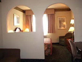 Western & Hotel