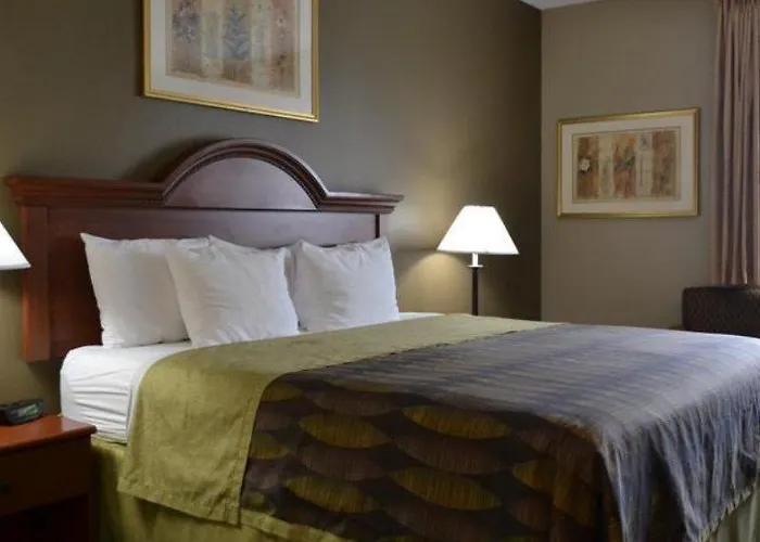 Western & Hotel 3*